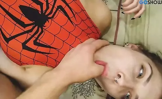 Superwoman Gives Super Blowjob, Gets Fucked Deeply